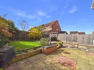 Photo 16- click for photo gallery